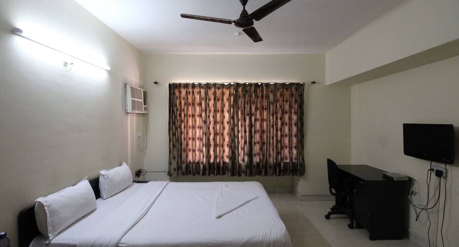 Shree Balaji  Service Apartments  Chinchwad 2, Pune 5